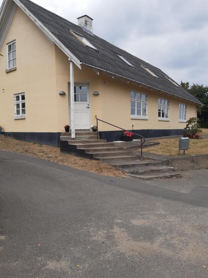 Skont Hus, Med 8 Sovepladser Saeby  Bagian luar foto